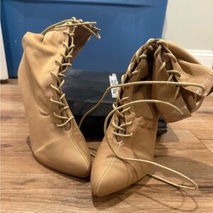 Boot Heels